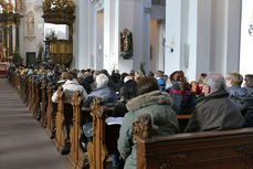 Aussendung der Sternsinger im Hohen Dom zu Fulda (Foto: Karl-Franz Thiede)